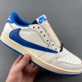 Nike Air Jordan 1 Low Reverse Mocha حذاء رياضي للأسلوب الحياتي