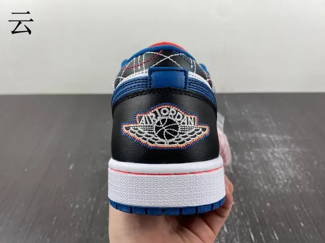 Nike Air Jordan 1 Low White Black Royal Blue 生活休闲鞋 7