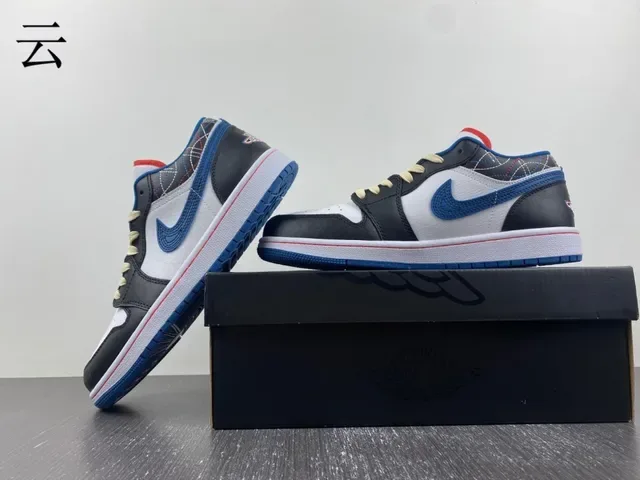 Nike Air Jordan 1 Low White Black Royal Blue 生活休闲鞋 14