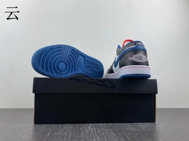 Nike Air Jordan 1 Low White Black Royal Blue 生活休闲鞋 15