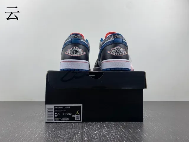 Nike Air Jordan 1 Low White Black Royal Blue 生活休闲鞋 17
