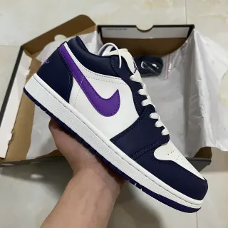 Nike Air Jordan 1 Low White Navy Purple baskets lifestyle