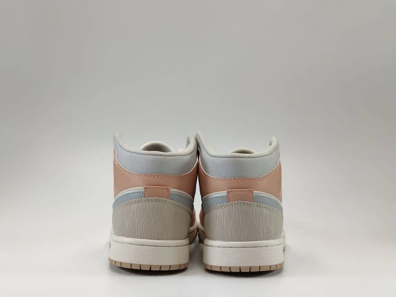 Nike Air Jordan 1 Mid Light Gray and Dusty Rose أحذية كرة السلة 5