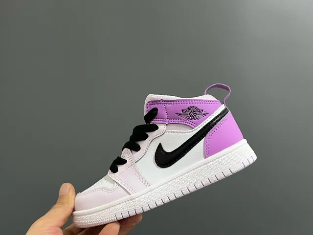 Nike Air Jordan 1 أبيض بنفسجي أسود أحذية كرة السلة 13