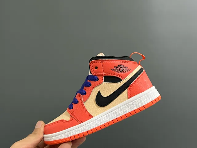 Nike Air Jordan 1 أبيض بنفسجي أسود أحذية كرة السلة 19