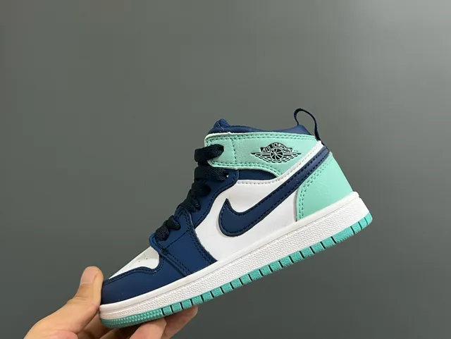 Nike Air Jordan 1 أبيض بنفسجي أسود أحذية كرة السلة 20