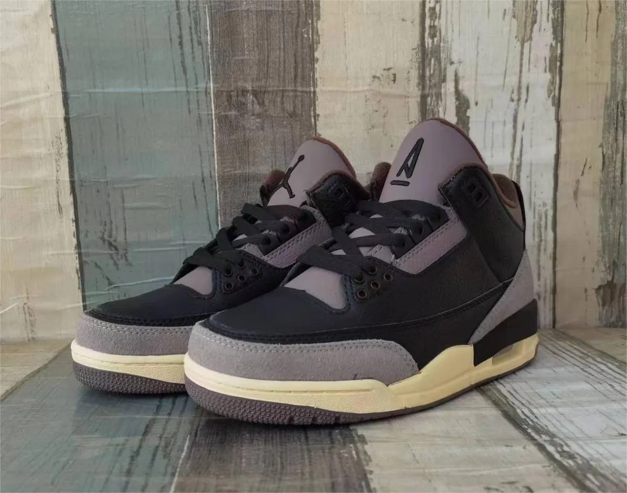 Nike Air Jordan 3 Tênis de Basquete Cinza Escuro Creme 3