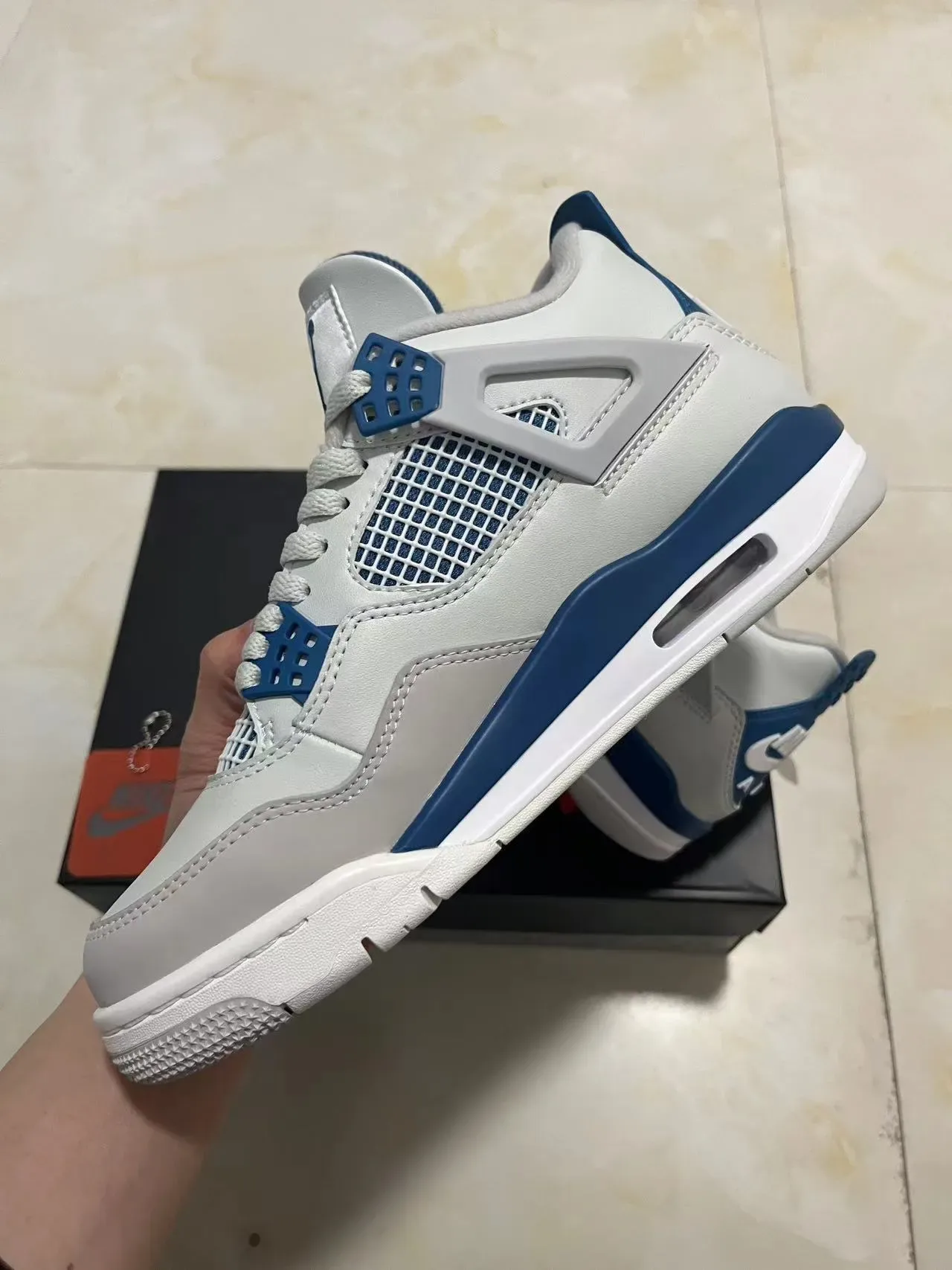 Nike Air Jordan 4 सफेद रॉयल ब्लू बास्केटबॉल जूते 8