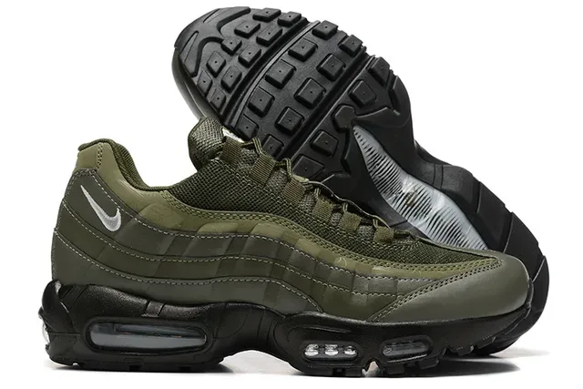 Nike Air Max 95 Black Volt Lifestyle Sneakers 15