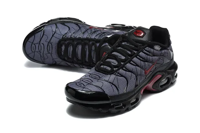 Nike Air Max Plus Orange Black White Lifestyle Sneakers 10