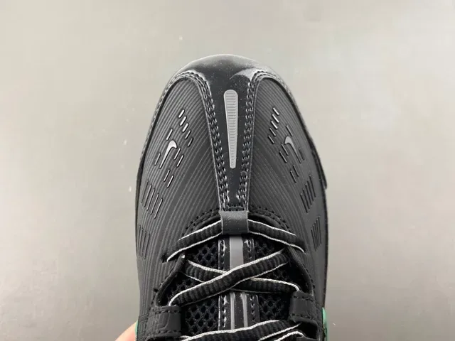 Nike Air VaporMax Plus Negro Verde Malla Ribeteada Malla Ingenieril Superior Largo Visible Unidades Zapatillas Lifestyle 5