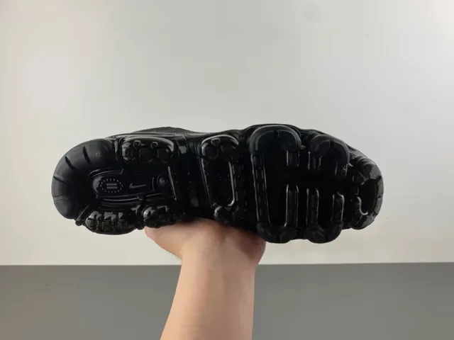 Nike Air VaporMax Plus Negro Verde Malla Ribeteada Malla Ingenieril Superior Largo Visible Unidades Zapatillas Lifestyle 9