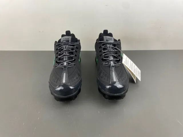 Nike Air VaporMax Plus Negro Verde Malla Ribeteada Malla Ingenieril Superior Largo Visible Unidades Zapatillas Lifestyle 11