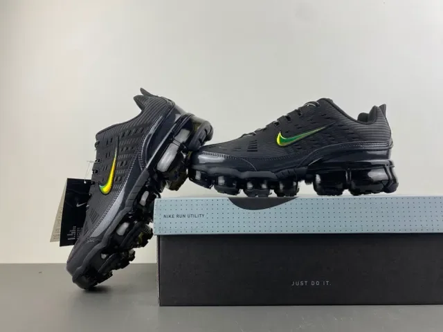 Nike Air VaporMax Plus Negro Verde Malla Ribeteada Malla Ingenieril Superior Largo Visible Unidades Zapatillas Lifestyle 14