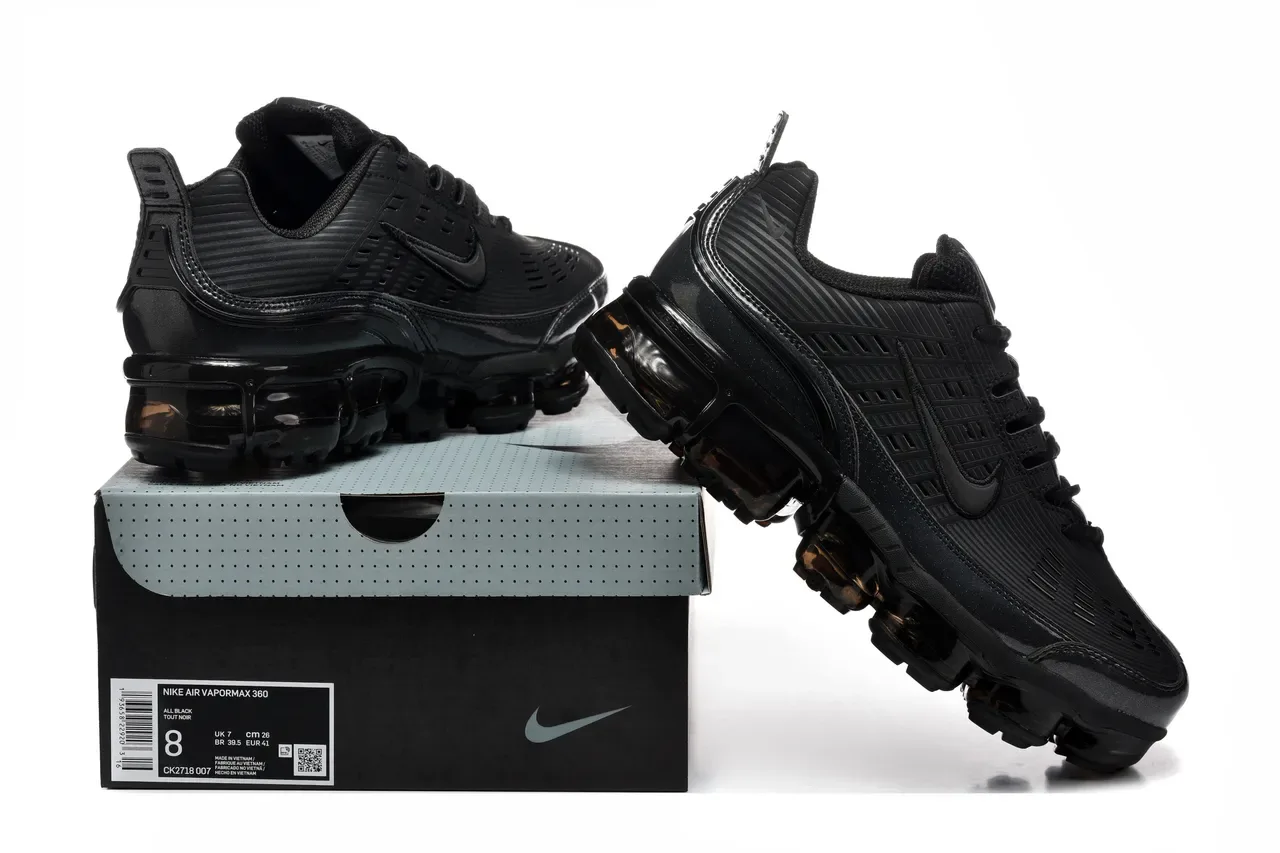 Nike Air VaporMax Plus Black Lifestyle Sneakers 2