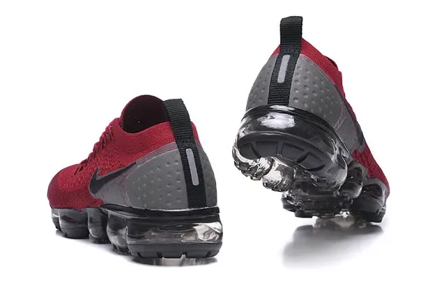 Nike Air VaporMax 红色 Flyknit 跑鞋 3