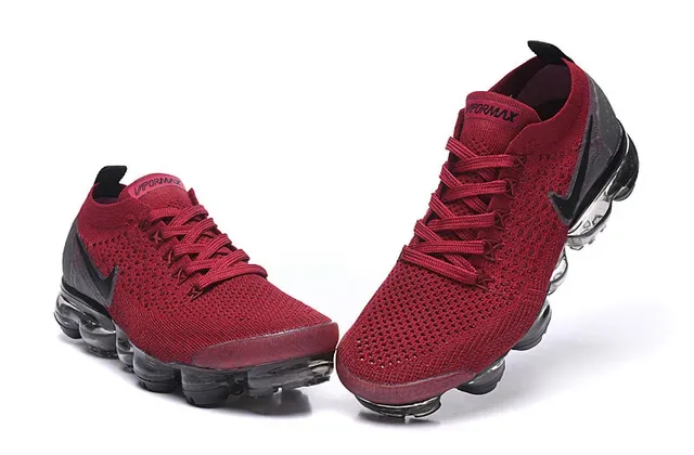 Nike Air VaporMax 红色 Flyknit 跑鞋 4