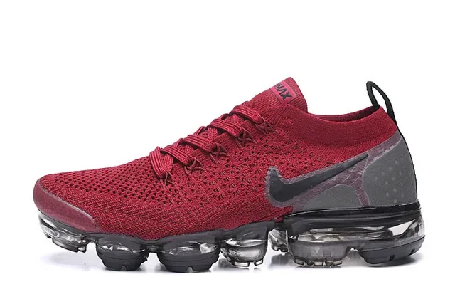Nike Air VaporMax 红色 Flyknit 跑鞋 9