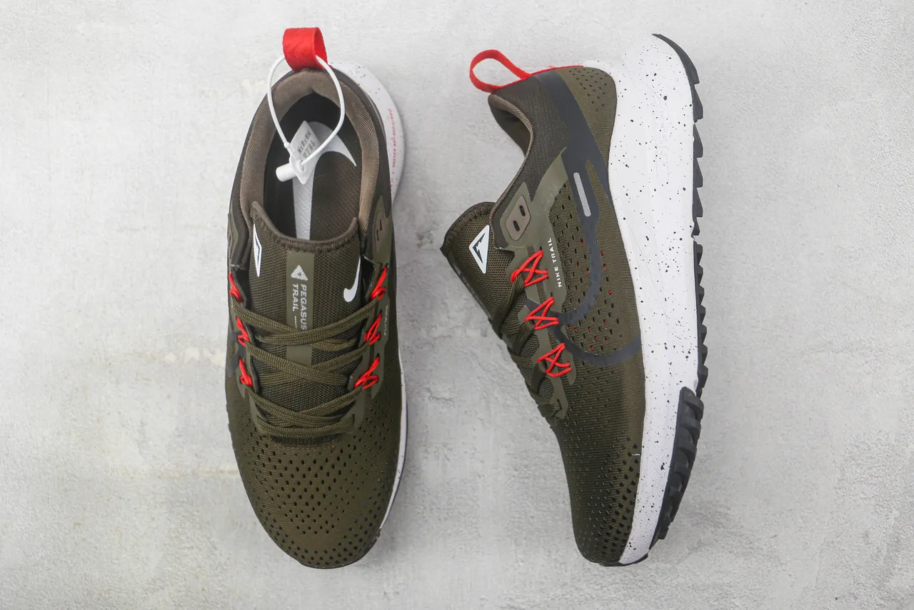 Nike Army Green Red Knit Mesh Upper Speckled White Midsole Running Shoes 3
