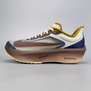 Nike Bege Marrom Engenhado Malha Superior Esculpida ZoomX Solado médio Tênis de corrida