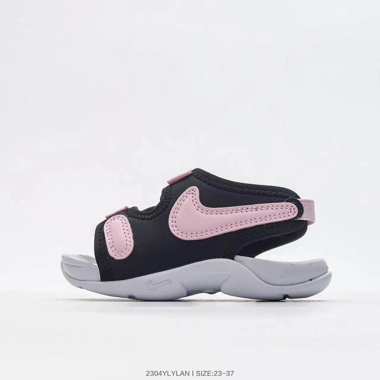 Nike Black and White Adjustable Strap Casual Sandals 14