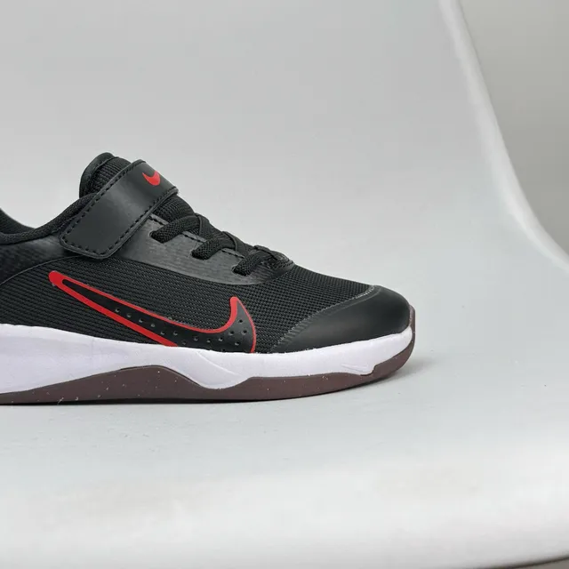 Nike Black Green Low-Top Hook-and-Loop Strap Basketball Shoes 18