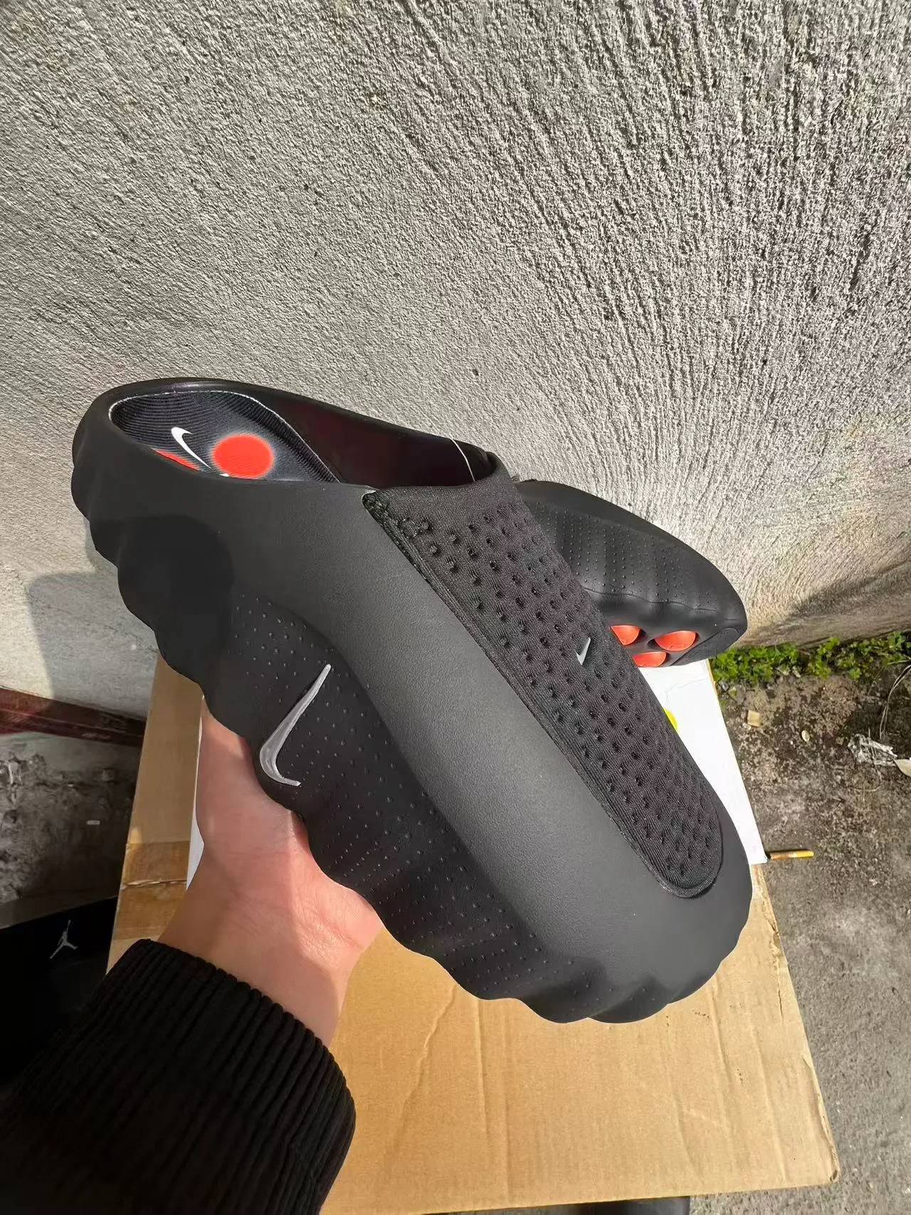 Nike Black Orange Perforated Synthetic Upper Exposed Toe Posts Sneakers 2