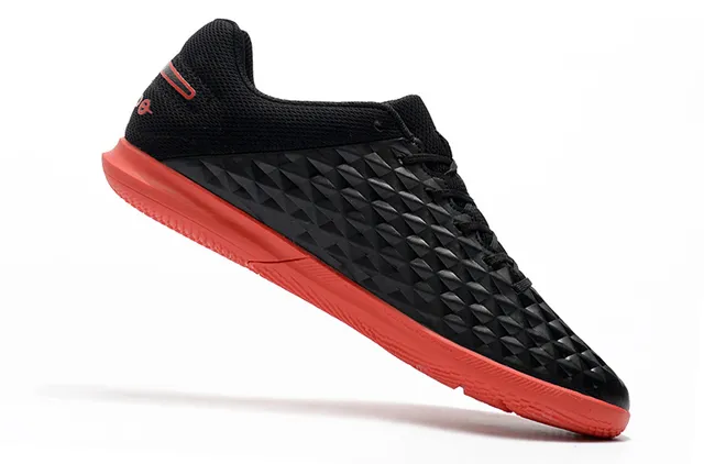 Nike Black Red Quilted Diamond-Textured Upper Low-Cut Collar Indoor Soccer Shoes 9