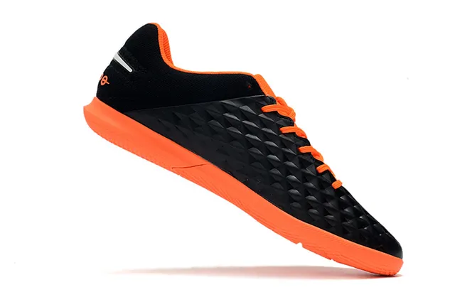 Nike Black Red Quilted Diamond-Textured Upper Low-Cut Collar Indoor Soccer Shoes 22