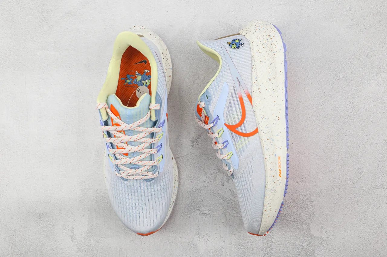 Nike Chaussures de course bleu orange avec upper en maille tricotée, semelle intermédiaire en mousse avec taches 3