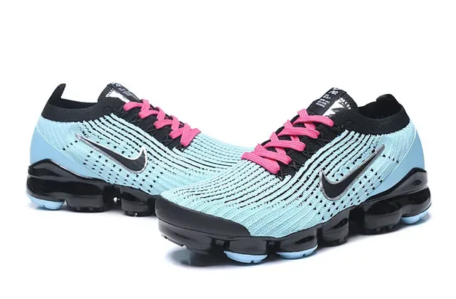 Nike 蓝粉 Flyknit 鞋面 可见 Air Cushioning 单元 生活方式运动鞋 4