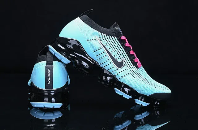 Nike 蓝粉 Flyknit 鞋面 可见 Air Cushioning 单元 生活方式运动鞋 9