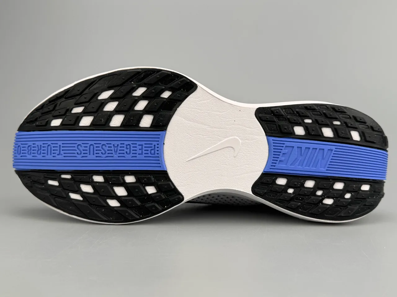 Nike Blue White Engineered Knit Upper Full-Length ZoomX Midsole Running Shoes 8