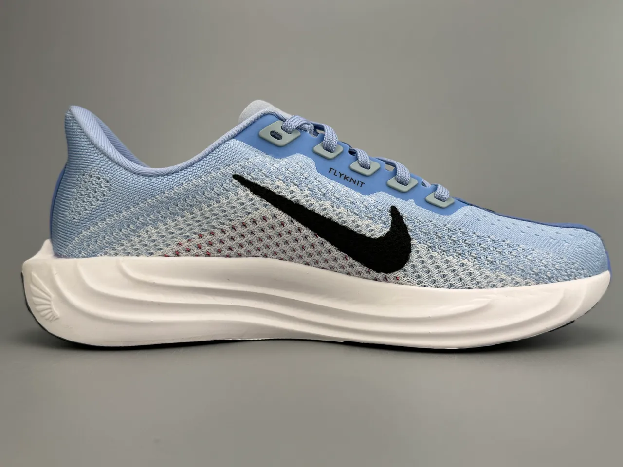 Nike Blue White Engineered Knit Upper Full-Length ZoomX Midsole Running Shoes 10