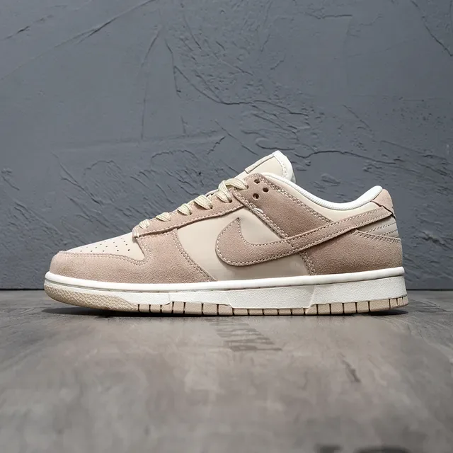 Nike Dunk Low Light Brown Lifestyle Sneakers 7