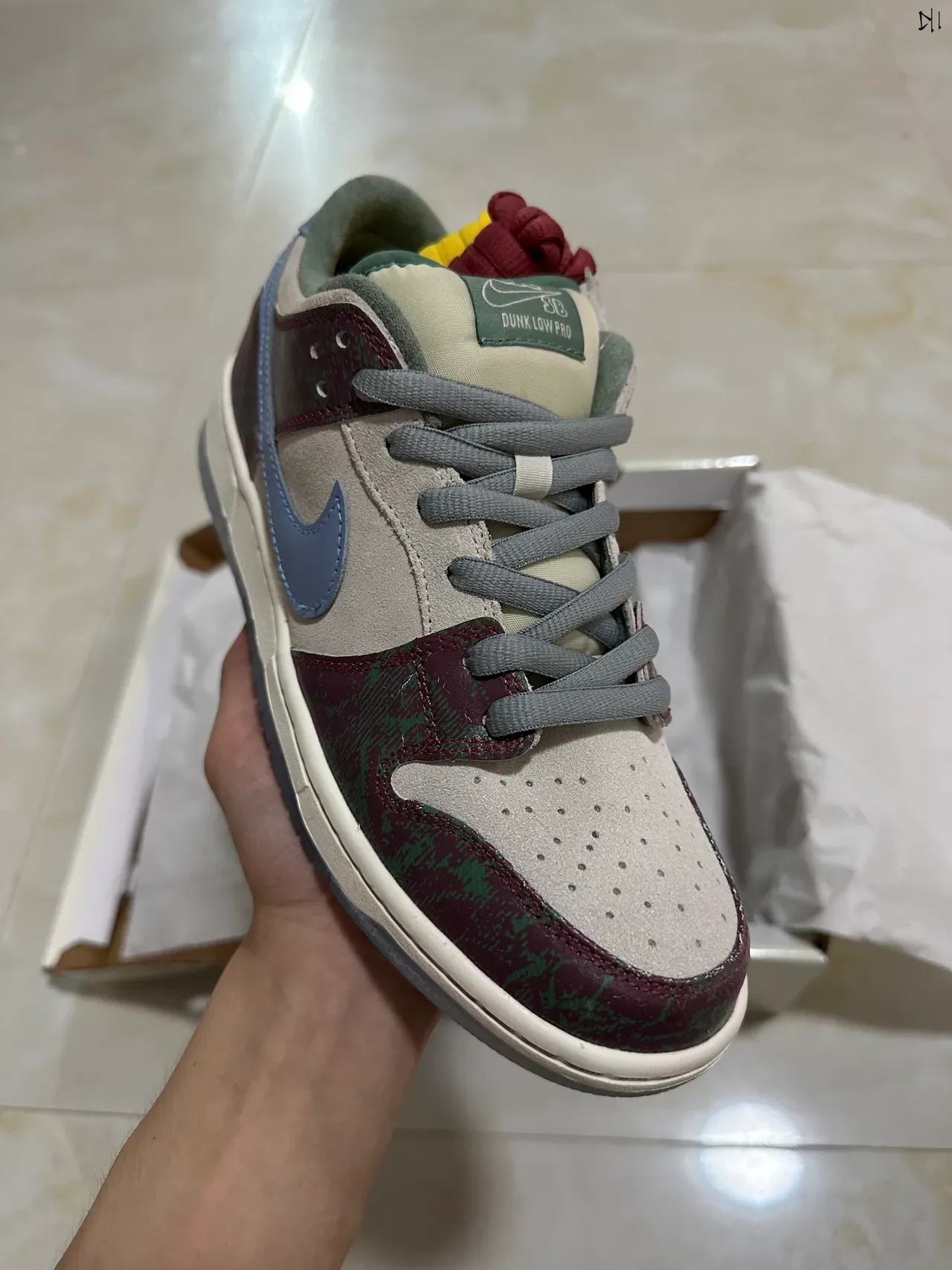 Nike Dunk Low Maroon Green Camo Lifestyle Sneakers 2