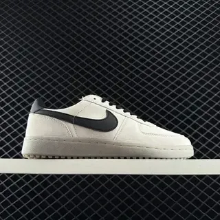 نيك فيلد جنرال 82 SP بيج أسود حذاء رياضي low-top مع أعلى جلد ناعم