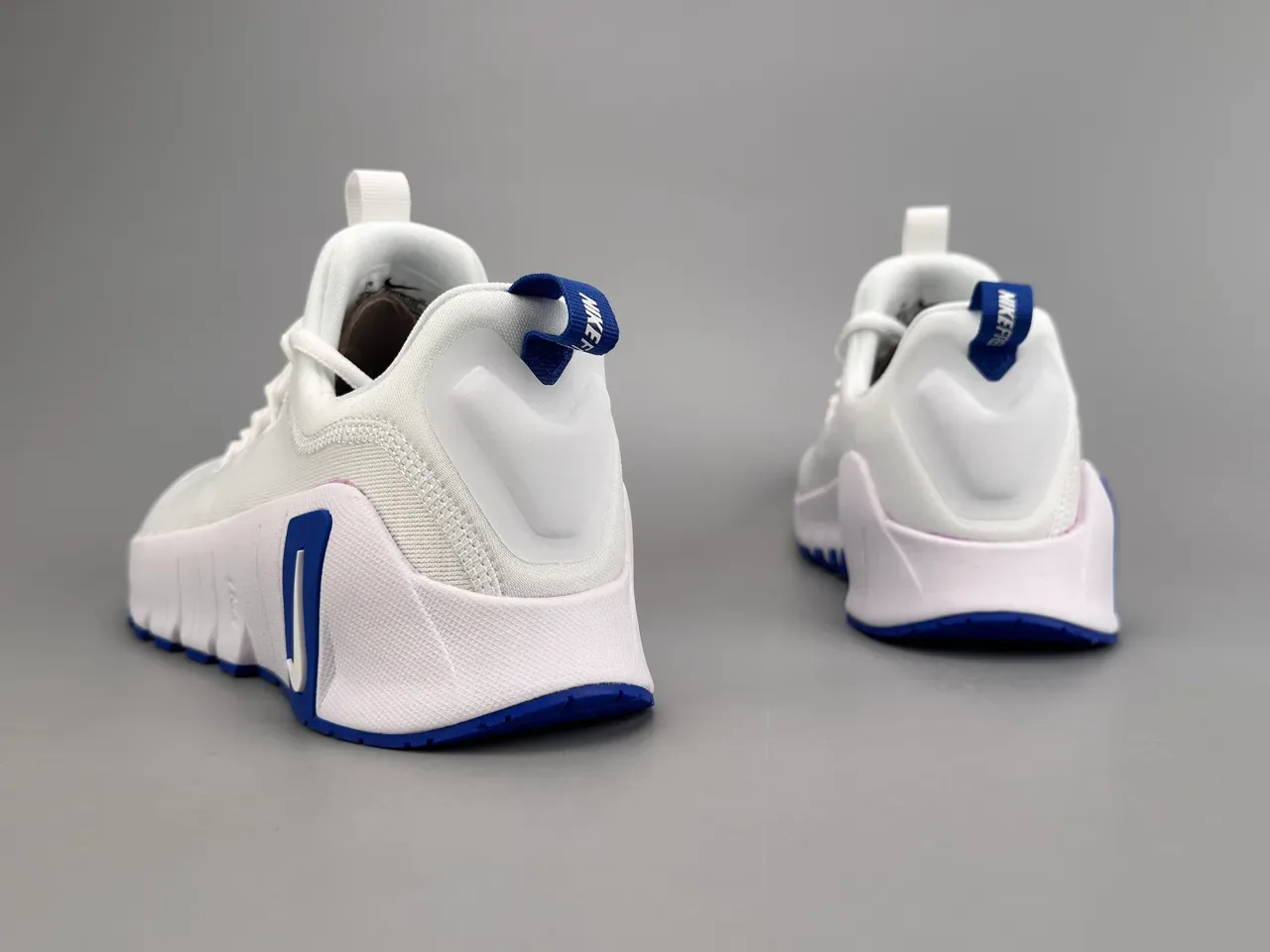 Nike Free RN সাদা এবং রয়েল ব্লু রানিং শু 6