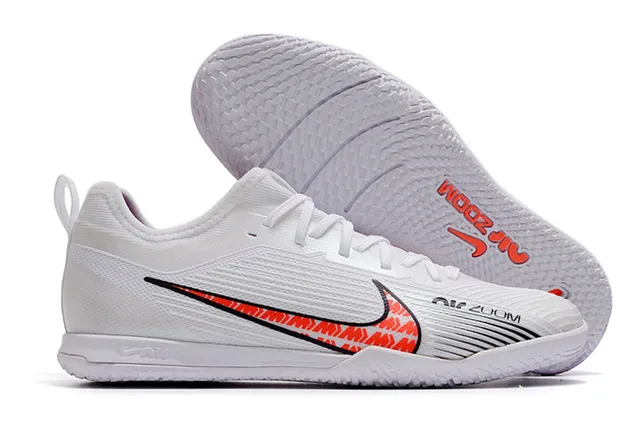 Nike सुनहरा काला धातुकी तांबा ऊपरी लेस और कॉलर इनडोर सॉकर जूते 5