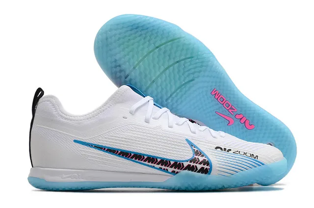 Nike सुनहरा काला धातुकी तांबा ऊपरी लेस और कॉलर इनडोर सॉकर जूते 10