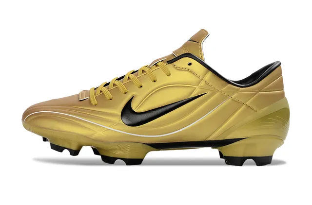Nike Chaussures de football avec empeigne synthétique or noir métallique Swoosh et accents pour sol ferme 7