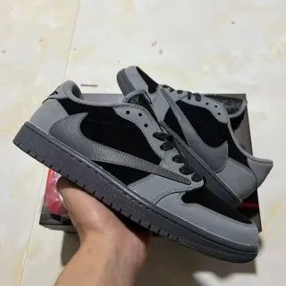 Nike رمادي أسود منخفض العلوي بناء الطبقات المتداخلة حذاء رياضي أسلوب الحياة