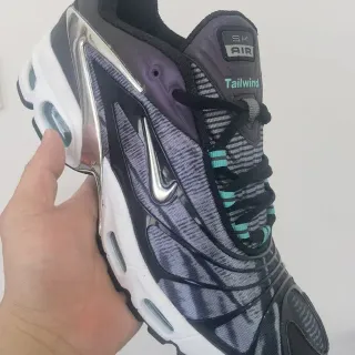 Nike cinza preto ondulado sintético jaula sobreposições malha mesclada superior tênis de corrida