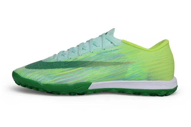 Nike 绿色黄色针织鞋面渐变草地足球鞋 4