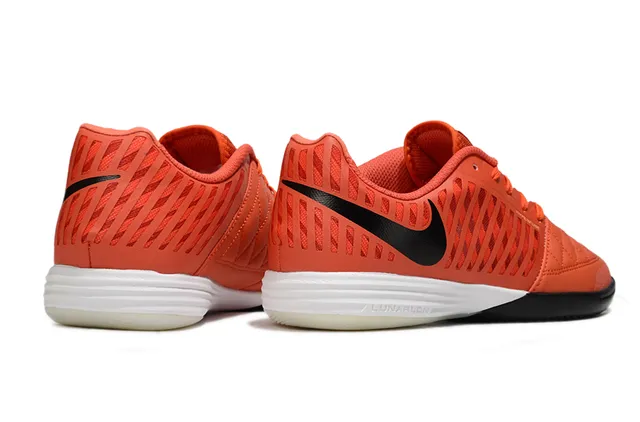 Nike Hypervenom Sapatos de futebol indoor laranja preto capuz acolchado estilo jaula sobreposições sintéticas 3