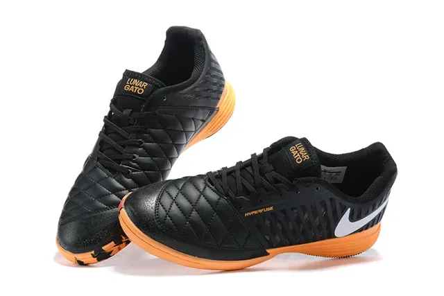 Nike Hypervenom Phantom Noir Orange Upper Synthétique Matelassé Silhouette Low-Top Chaussures de Football Indoor 4