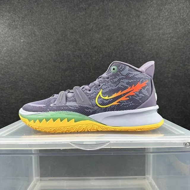 Nike Kyrie 7 Purple Yellow Flame 篮球鞋 2