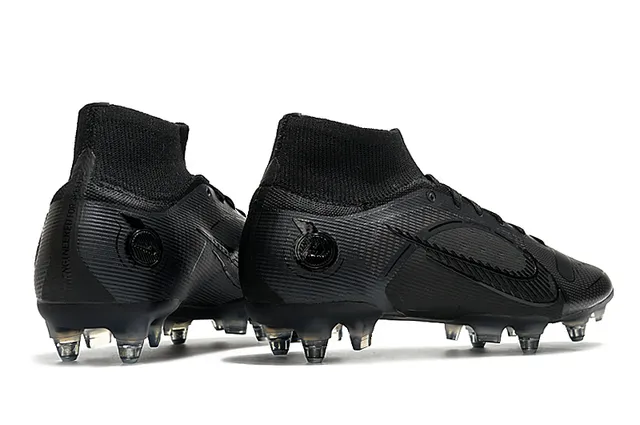 Nike Mercurial Vapor 硬地足球鞋 7
