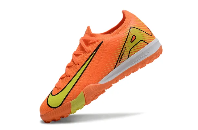 Nike Orange Yellow Knit Upper Low-Cut Collar Turf Soccer Shoes 3