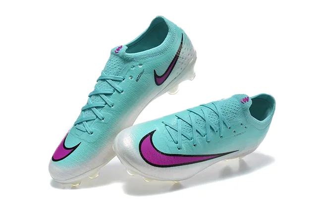 Nike Phantom GT Blue Silver Coupe Basse Tricot Supérieur Cage Iridescente TPU Terrain Ferme Chaussures de Football 2